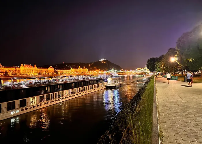 Victoria\'S Danube View Residence